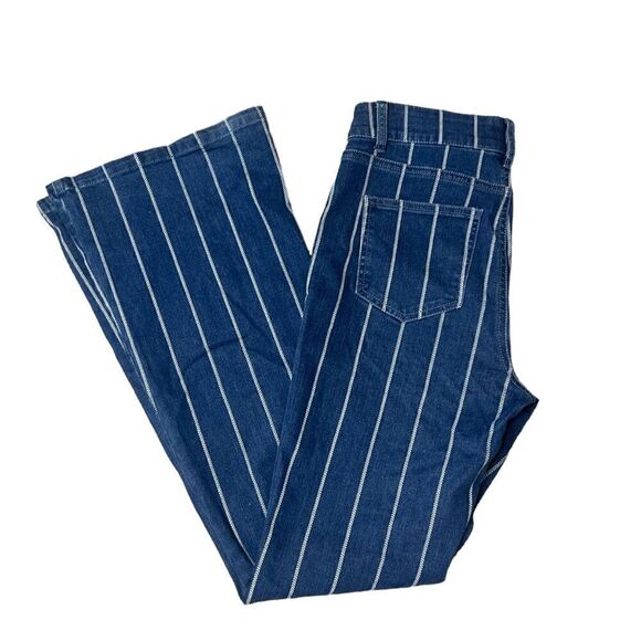 Gianni Bini Aztec Striped Flared High Waist Button Fly Flare Jeans - Picture 4 of 16